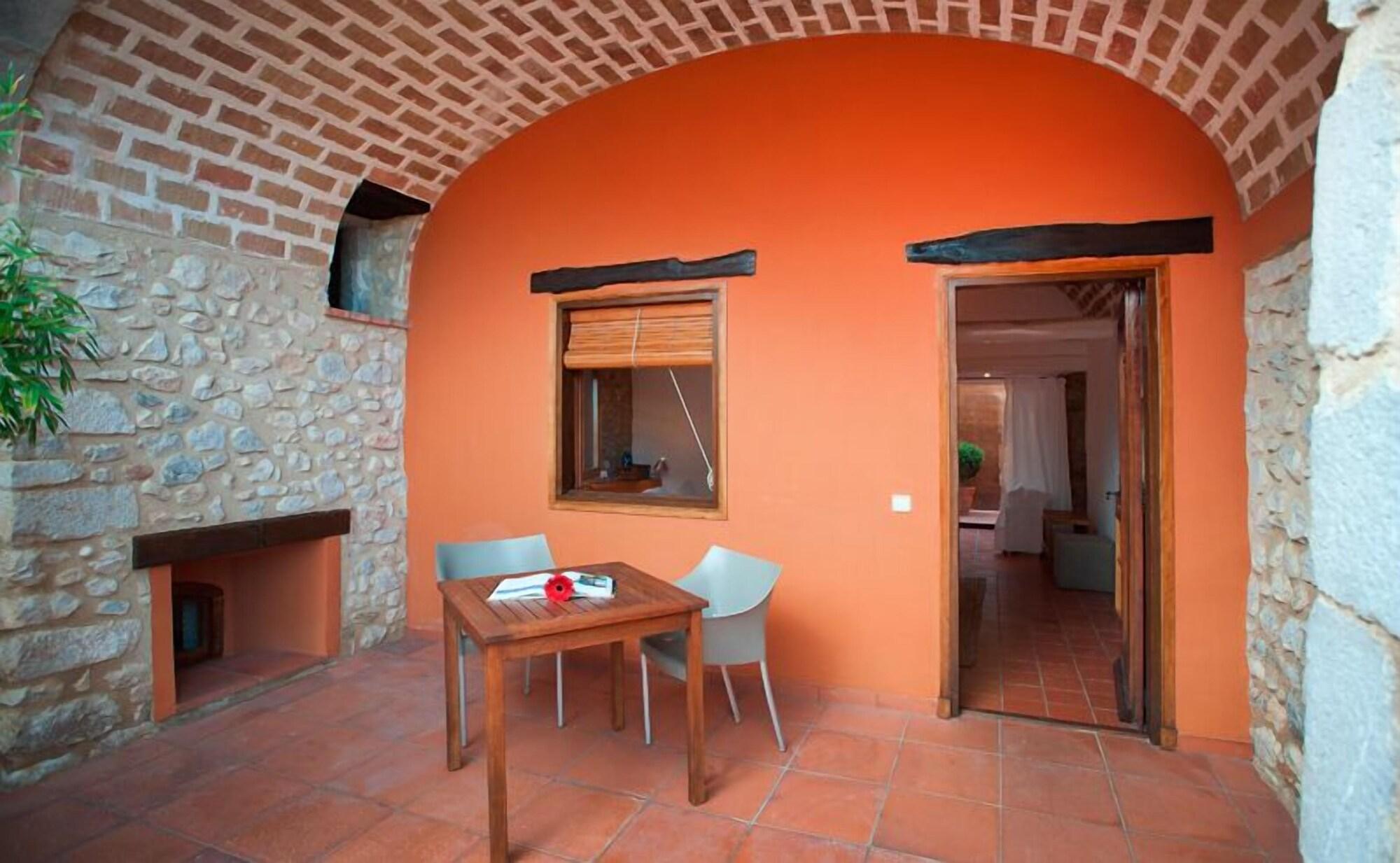 Mas Falgarona Hotel Boutique & Spa Avinyonet de Puigventos Exterior photo